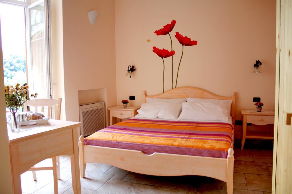 Bed and Breakfast Chez Chantal Мета Номер фото